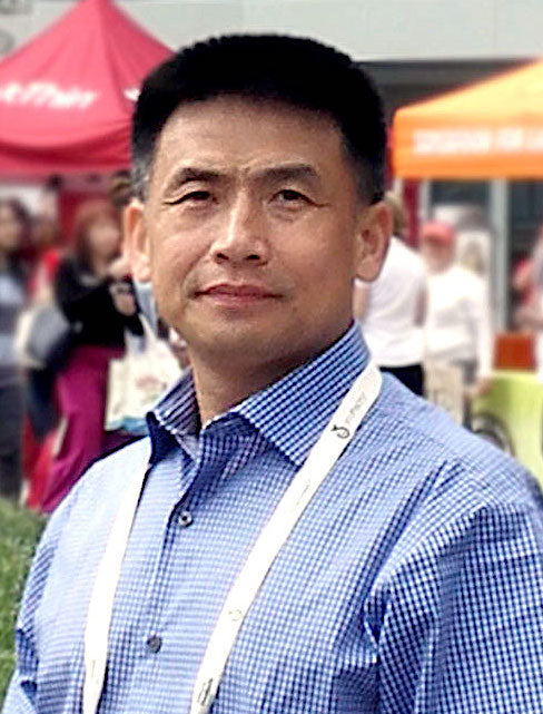 Hui Shao, inventor de la tapa Revomax